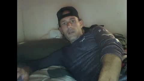 cumslutboi27 online show from 01.18.25