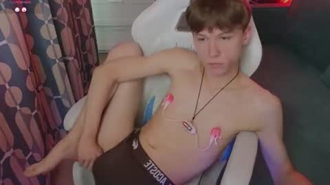 cumte_boy online show from 07.12.26