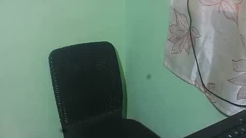 cumwhore4uxox online show from 02.13.26