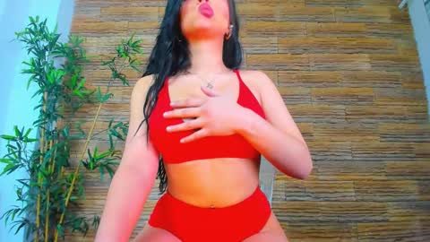 Snapshot of cupcake_izzy chatting on 02.27.26 cupcake_izzy online show from 02.27.26