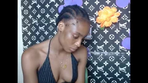Snapshot of cupidxdoll chatting on 02.09.25 cupidxdoll online show from 02.09.25