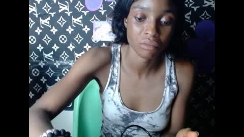 Snapshot of cupidxdoll chatting on 02.22.25 cupidxdoll online show from 02.22.25