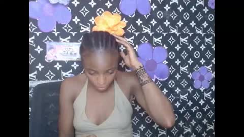 Snapshot of cupidxdoll chatting on 03.11.25 cupidxdoll online show from 03.11.25