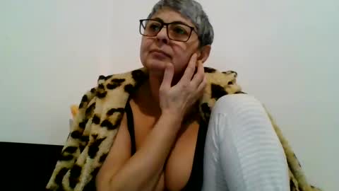 Snapshot of cuplu4346529860 chatting on 01.07.25 couple online show from 01.07.25