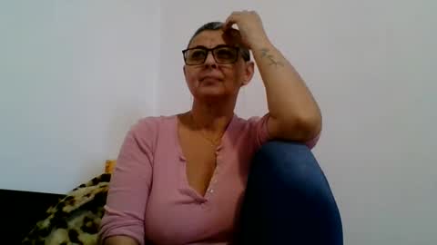 Snapshot of cuplu4346529860 chatting on 01.22.25 couple online show from 01.22.25