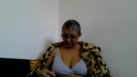 Snapshot of cuplu4346529860 chatting on 02.03.25 couple online show from 02.03.25