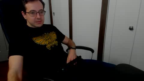 Snapshot of curious_10 chatting on 12.05.24 curious_10 online show from 12.05.24