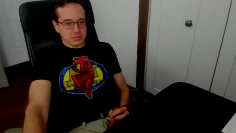 Snapshot of curious_10 chatting on 12.30.24 curious_10 online show from 12.30.24