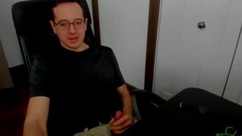 Snapshot of curious_10 chatting on 02.23.25 curious_10 online show from 02.23.25