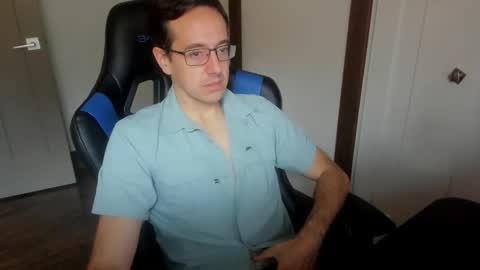 Snapshot of curious_10 chatting on 10.15.25 curious_10 online show from 10.15.25