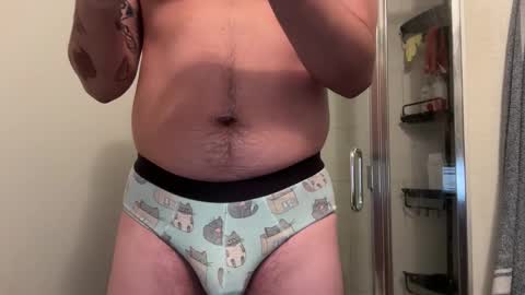 Snapshot of curiousbwcc chatting on 12.17.25 curiousbwcc online show from 12.17.25