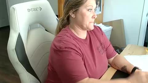 curious couple online show from 02.04.25