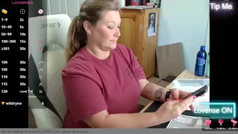 curious couple online show from 02.17.25