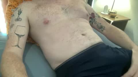 Snapshot of curiousmax18 chatting on 11.17.25 Maxx online show from 11.17.25