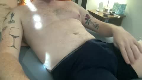 Snapshot of curiousmax18 chatting on 11.20.25 Maxx online show from 11.20.25