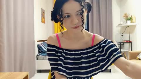Kira online show from 05.09.26