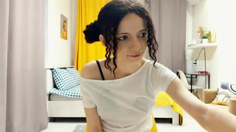 Kira online show from 05.27.26