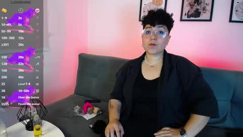 Bruna  online show from 10.12.25