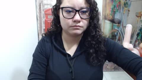 Vannesa online show from 10.27.25