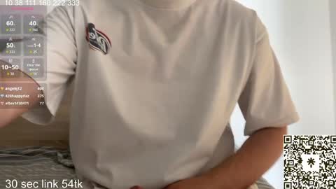 Snapshot of curlyboyy_ chatting on 05.16.26 Mike pvt is open online show from 05.16.26