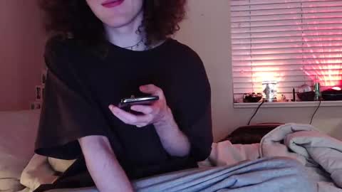 curly fries online show from 04.17.26