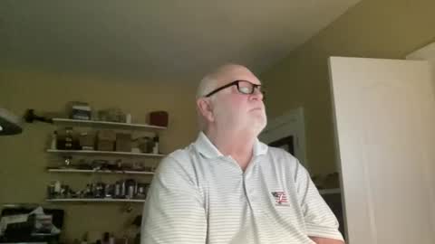 Snapshot of curo69 chatting on 12.19.24 ALAN online show from 12.19.24