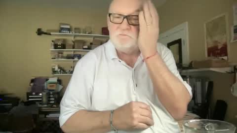 Snapshot of curo69 chatting on 02.19.25 ALAN online show from 02.19.25