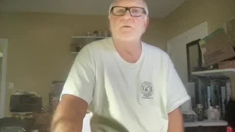 Snapshot of curo69 chatting on 09.22.25 ALAN online show from 09.22.25