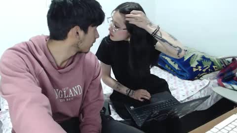 Snapshot of curselovers28 chatting on 09.10.25 curselovers28 online show from 09.10.25