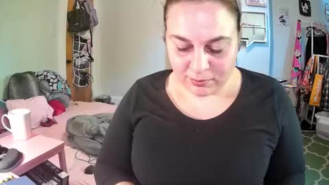 Sassy online show from 10.10.25