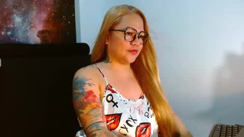 C H E R R Y  online show from 07.04.26
