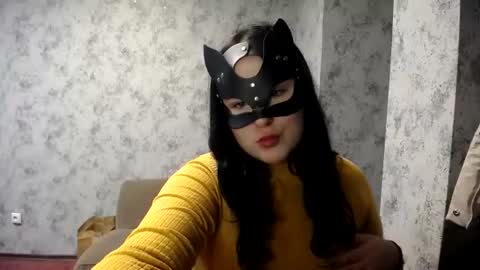 CurvyDaniells online show from 12.03.24