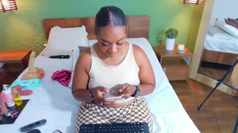 Danna online show from 09.17.25