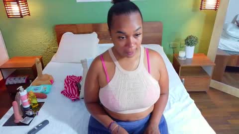 Danna online show from 09.23.25