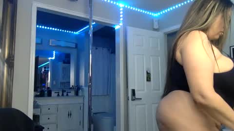 curvyfunlover online show from 11.11.25