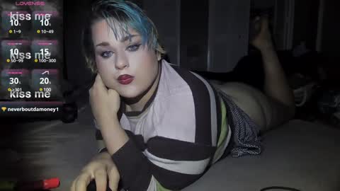 Curvygothfemboy online show from 02.04.25