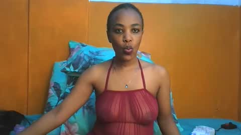 curvylyin online show from 11.01.25