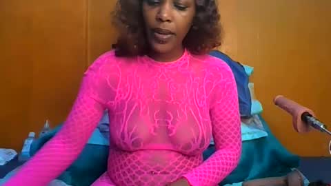 curvylyin online show from 05.11.26