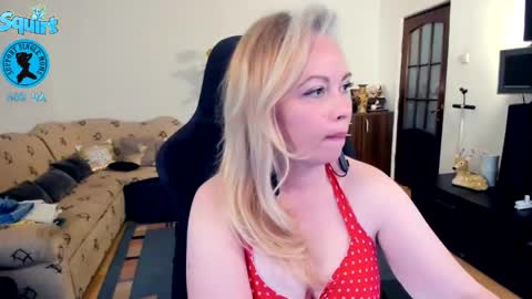 Whitney Lynn online show from 05.07.26