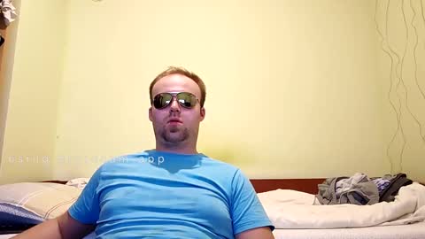 Snapshot of cute69696969 chatting on 02.08.25 cute69696969 online show from 02.08.25