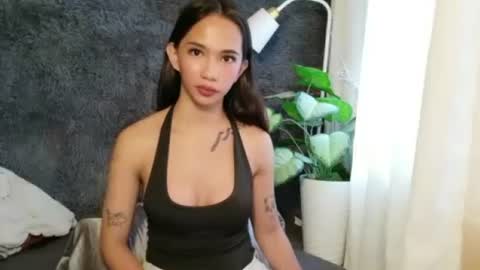 Snapshot of cute_294050 chatting on 07.22.26 Cali online show from 07.22.26