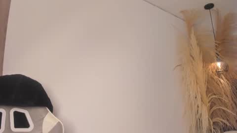 Snapshot of cute__cherry_ chatting on 06.23.26 Amber online show from 06.23.26