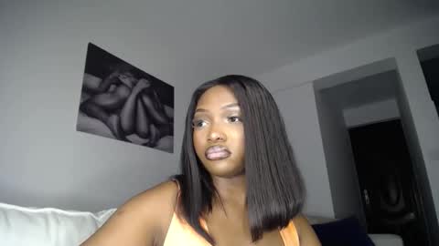 Snapshot of cute_ass18 chatting on 01.13.25 Liya online show from 01.13.25