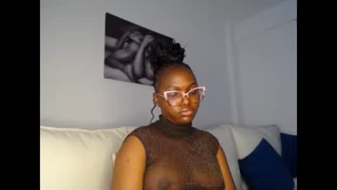 Snapshot of cute_ass18 chatting on 02.28.25 Liya online show from 02.28.25