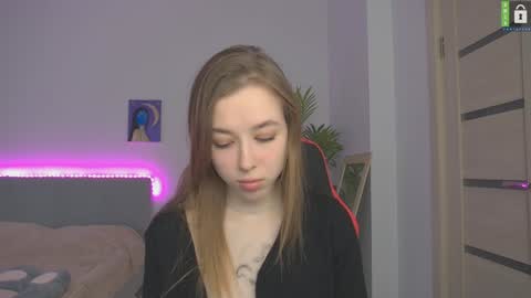 Snapshot of cute_beauty chatting on 01.07.25 Amanda online show from 01.07.25