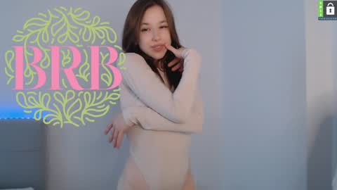 Snapshot of cute_beauty chatting on 01.24.25 Amanda online show from 01.24.25