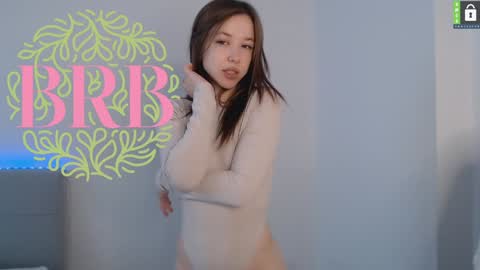 Snapshot of cute_beauty chatting on 01.24.25 Amanda online show from 01.24.25