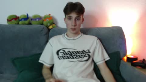 Snapshot of cute_brian chatting on 01.23.25 Im Brian online show from 01.23.25