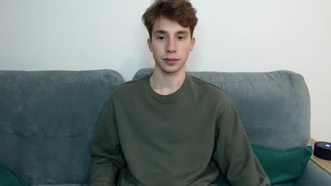 Snapshot of cute_brian chatting on 11.21.25 Im Brian online show from 11.21.25