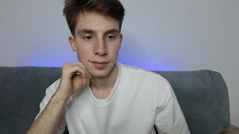 Snapshot of cute_brian chatting on 12.18.25 Im Brian online show from 12.18.25